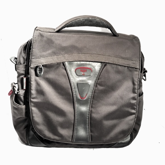 tumi tech laptop bag